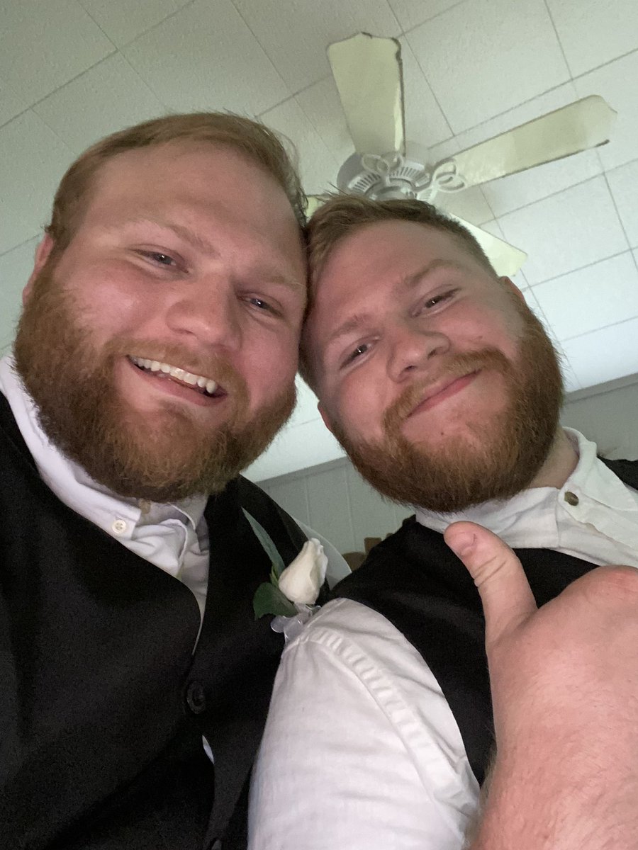 maxybernard's tweet photo. A day (or 2 late) but Tennessee, the amazing views, moonshine, beer, music, and memories will be missed. The traffic, beer prices, and mpgs will not. #bernardwedding …more pics to come… https://t.co/DpkwbScCuG