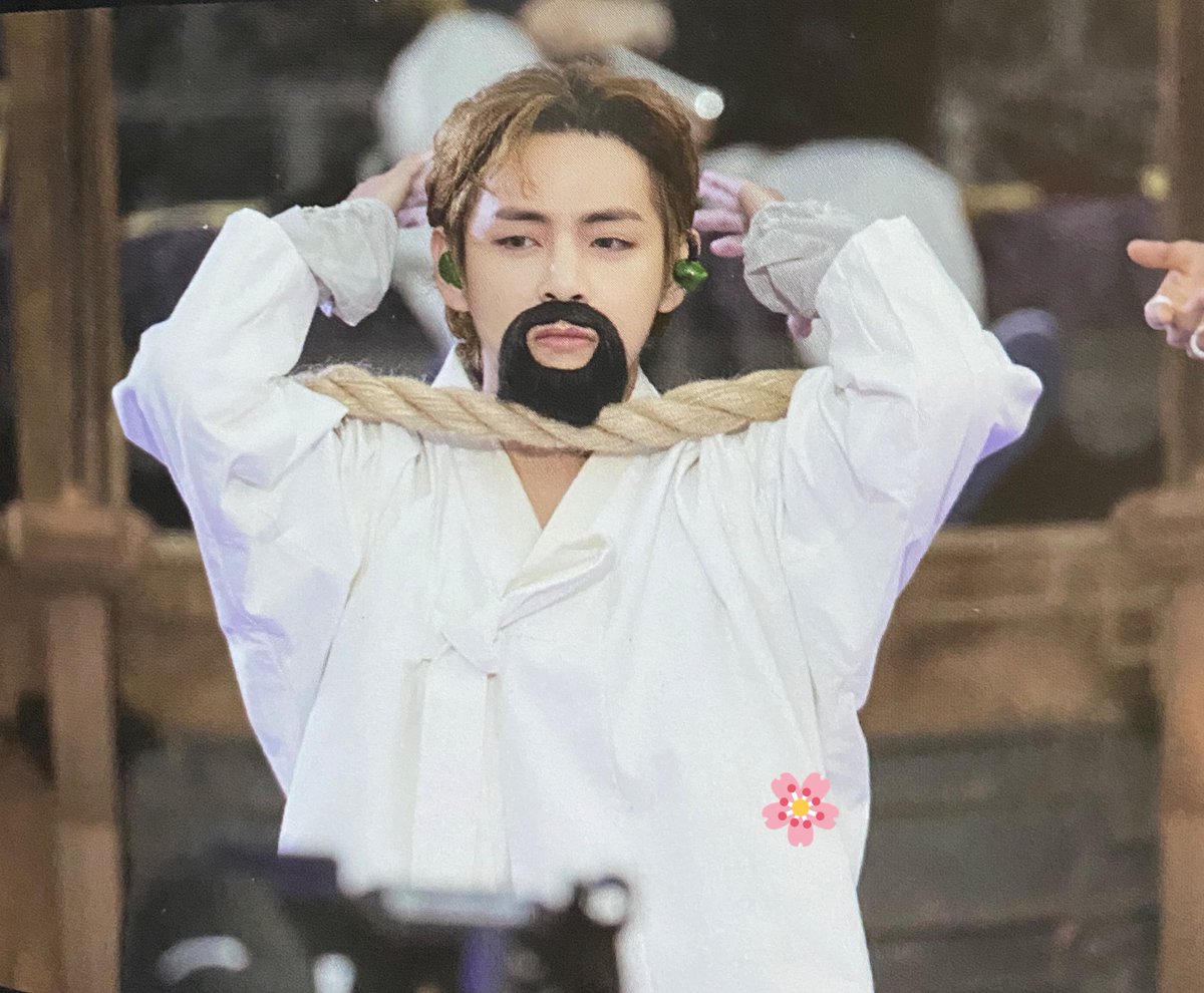 Flor_JIN1204's tweet photo. 오 나의 죄임스 https://t.co/fZZm4DFJqG