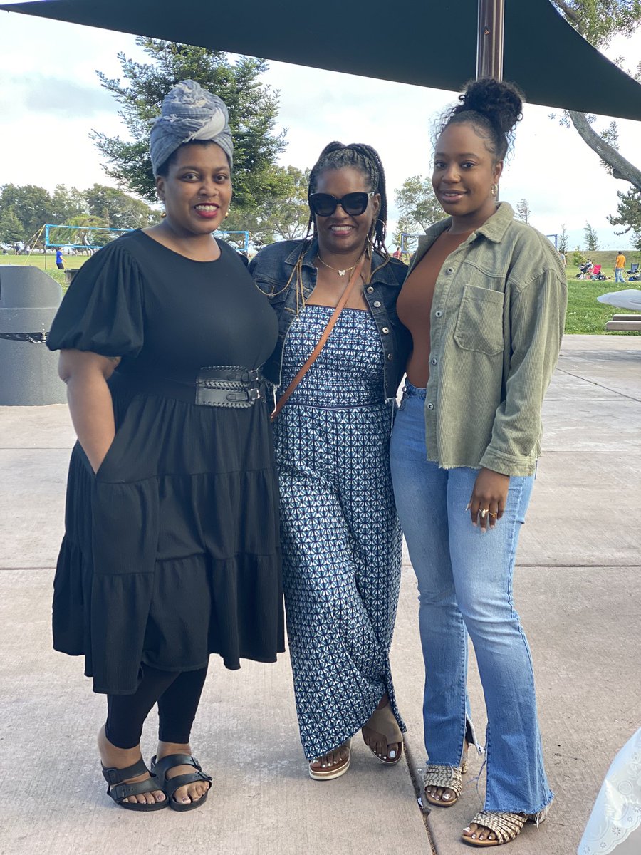 StephanieBurrell tweet media