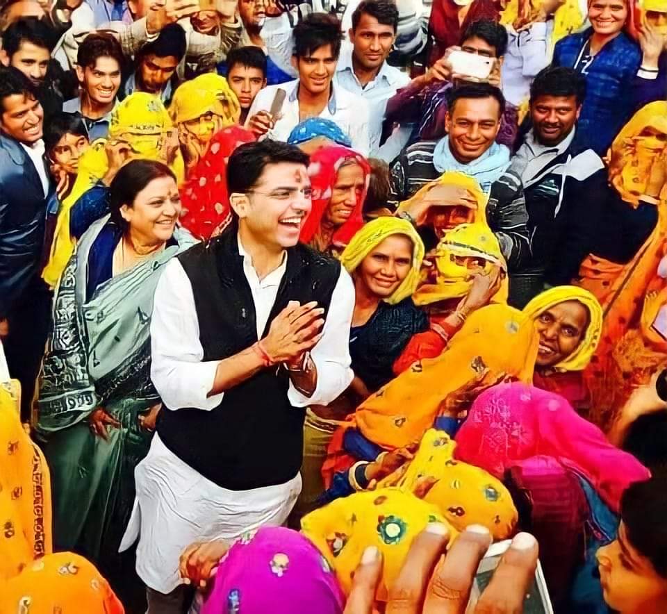 LalaRam7110's tweet photo. कोन कहता है मेरा नेता अकेला है हर तरफ मेरे नेता के चाहने वालों का मेला है
@SachinPilot https://t.co/zVTvFuMcQE