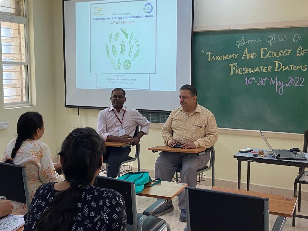 karthickbala's tweet photo. Day-1. Course inaugurated by @pkdhakephalkar Director of @ari_pune and followed by lectures by @DiatomsofIndia Team https://t.co/satBLGg6il