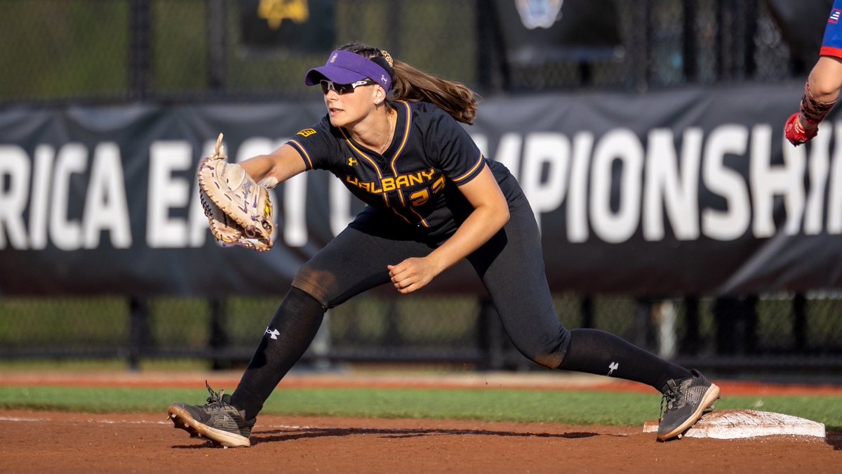 EmersonCavos_SB's tweet photo. Congrats to Katie Falotico on an amazing college career! We have enjoyed following your accomplishments on and off the field. More importantly we admire the hard work you put in every day and the respect you have shown the game throughout your softball career. 🔴⚔️⚫️ #Cavo4Life https://t.co/90H0EnQpz6
