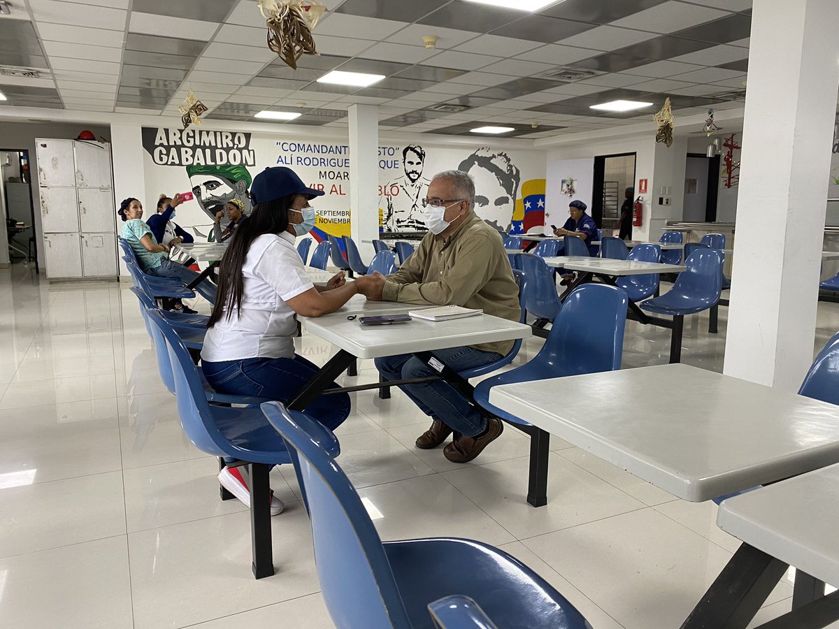 Sostuvimos una Reunión de Trabajo con la Compañera Mercedes de Corpoelec representante de la Dirección de Trabajadores y Trabajadoras para garantizar una unidad de acción que cubra el Area Metropolitana con los Municipios Chacao, Baruta, Hatillo y Sucre <a href="/HectoRodriguez/">Héctor Rodríguez C.</a>