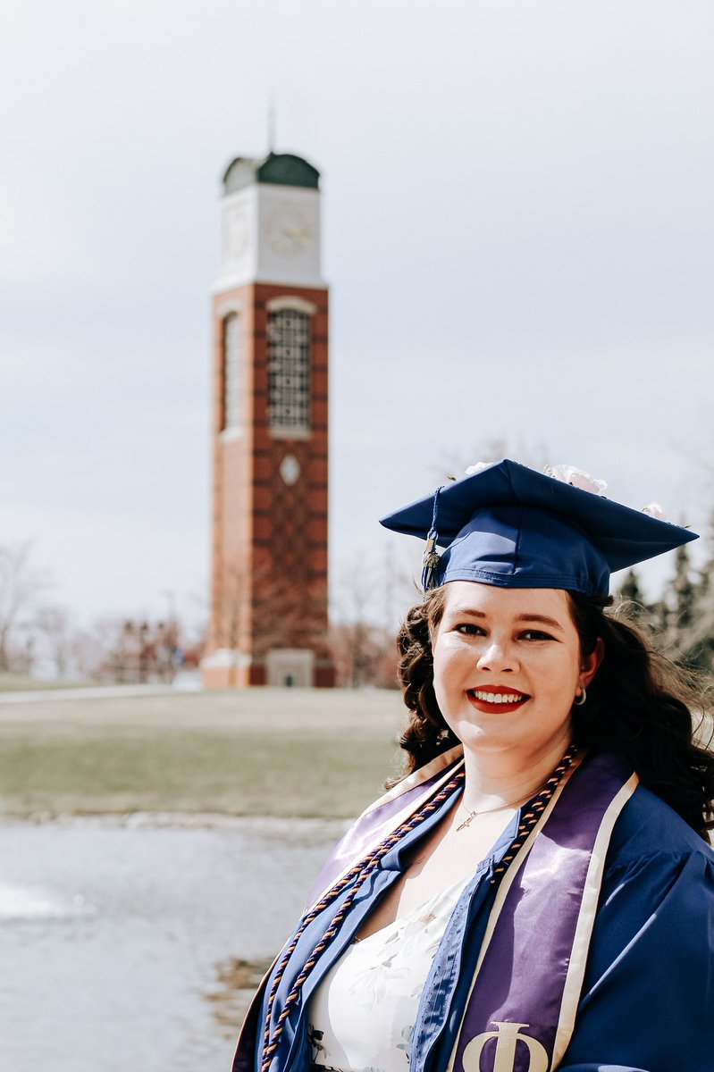 natarino_'s tweet photo. There’s truly no better year to graduate than 2022! Undergrad done, Grad School, here I come! #22GraduatesVersion @taylorswift13 @taylornation13 https://t.co/RWYHazihFD