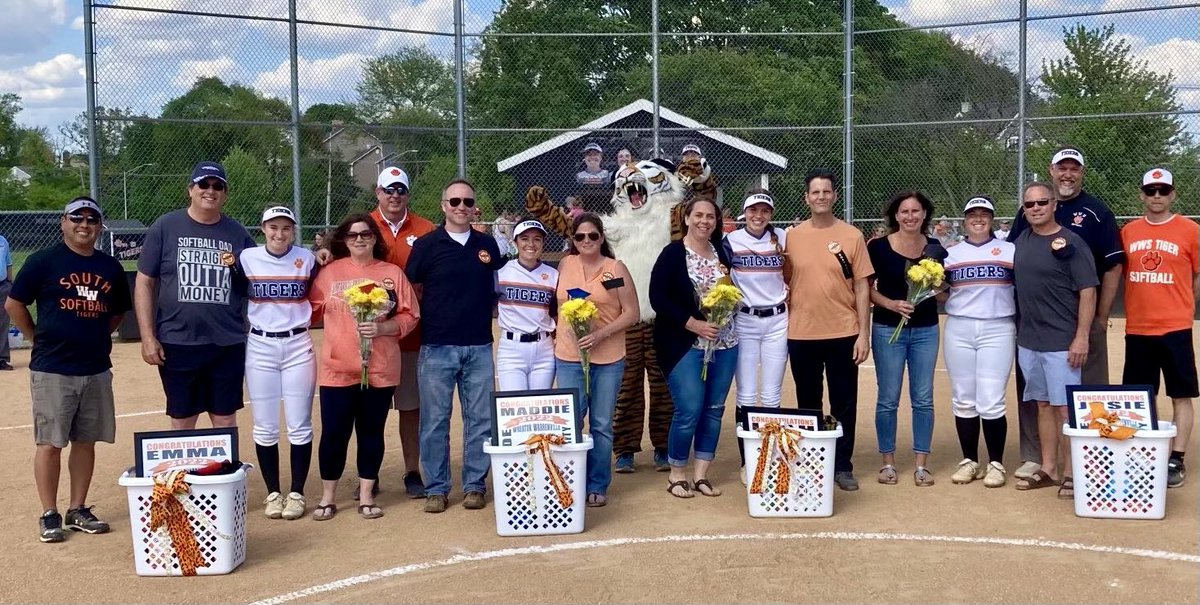 wwssoftball2026's tweet photo. A really nice afternoon honoring our 4 seniors:  Josie Siebert, @ladamek_  @MaddieD18919093 @emmaschusler25.  High character young ladies who are great examples@of@doing things the right way!
Thank you girls for all you have given! 
@WWSathletics 
@WWS_ScottMcD 
@pikes1225 https://t.co/1ugv7HmhgV