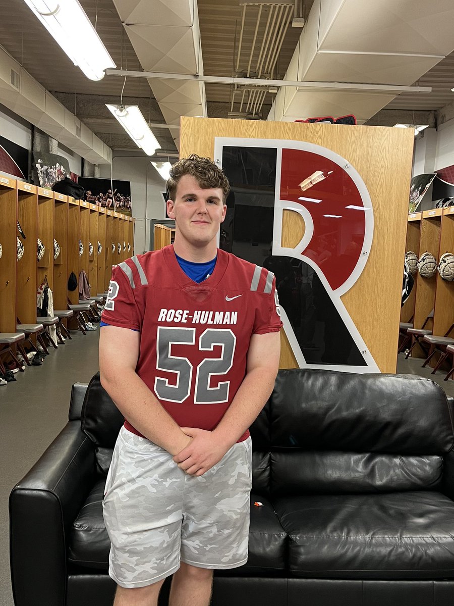 alexkling52's tweet photo. Thank you @RoseHulman @RoseHulmanFB and @Coach_Fries for inviting me up for a visit. I had a great time and look forward to hearing from you in the future and coming to camp and some home games. https://t.co/hlrdApmvKG