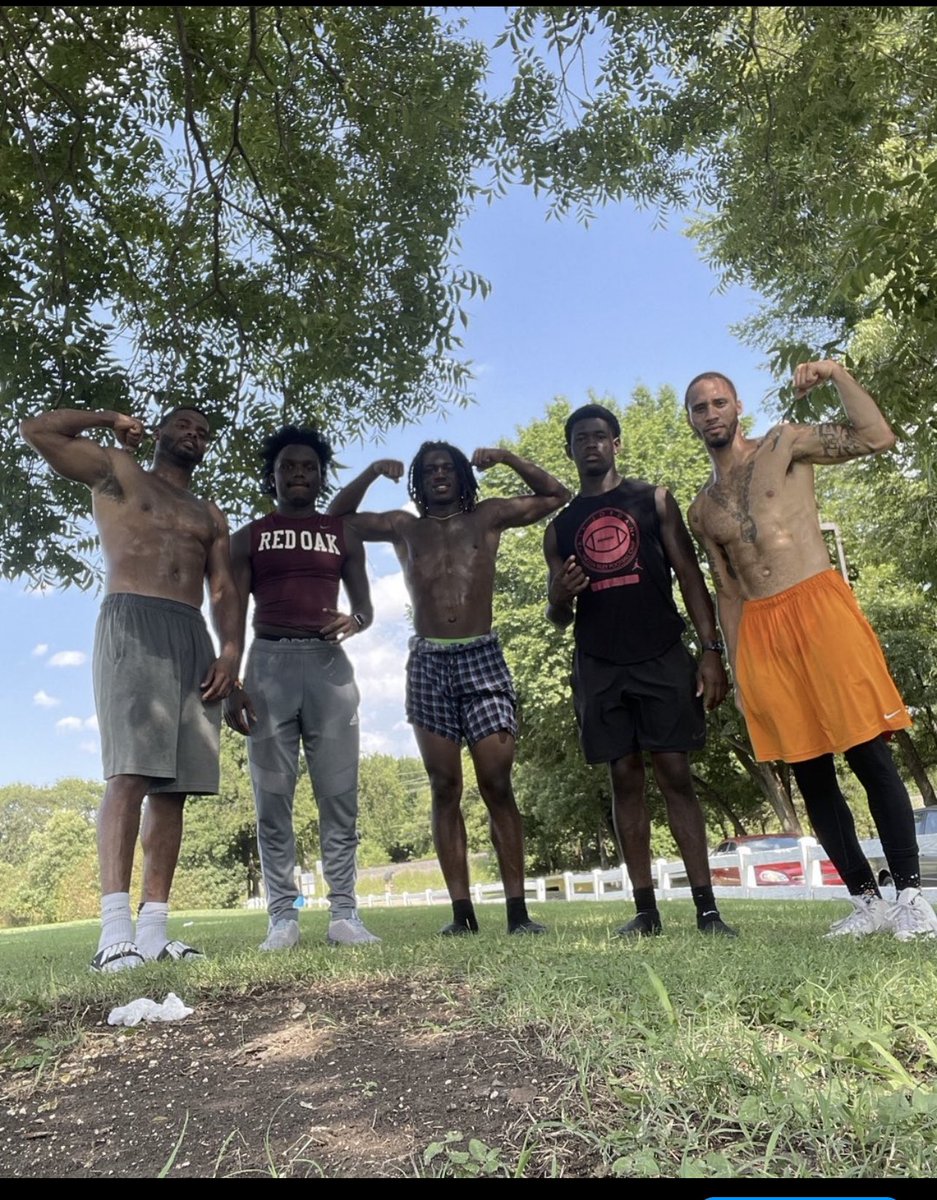that_guy_maddog's tweet photo. All Speed!!!! No brakes!!!!!! @Bal0utD @c1pierce @TheTrell5 @_CryptoBandz #214speed #DBtrainer #DallasDBs https://t.co/D5SJEt0y86