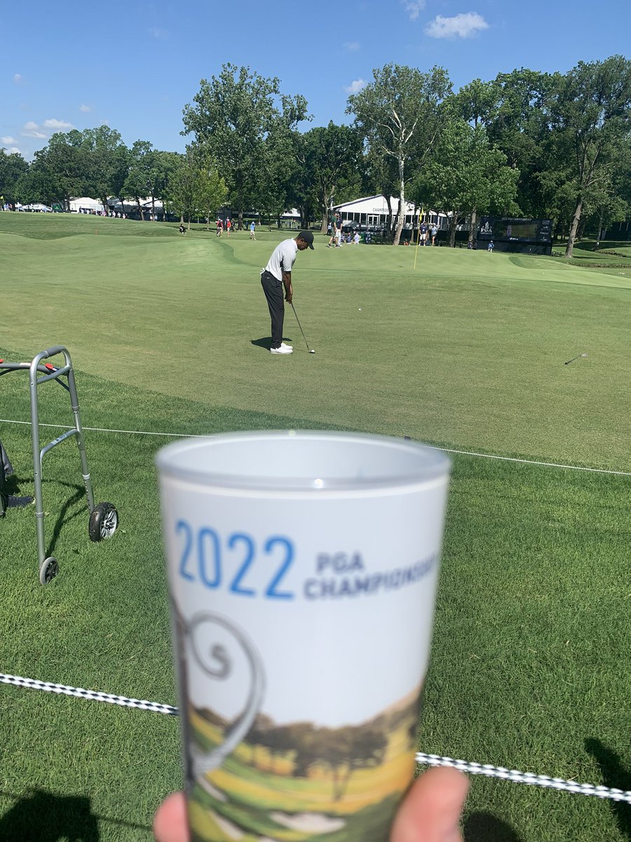 PazDaddy's tweet photo. @OwensMixers @BarstoolTrent @PGAChampionship I’d say this one tasted a little better than the other 5 I consumed https://t.co/xRcvCQ4QMt