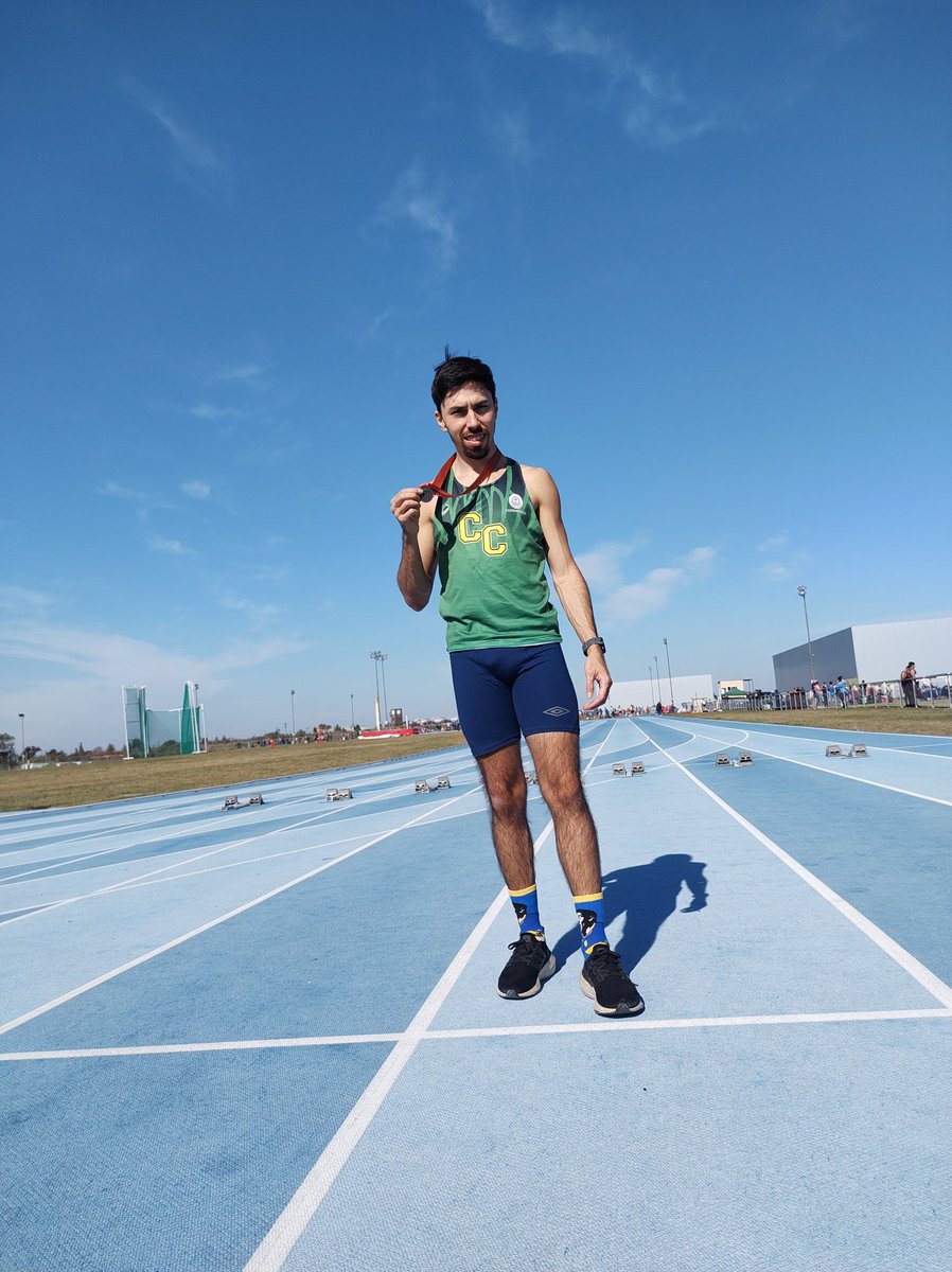 CorrientesCorr4's tweet photo. LUCIANO BERNSTEIN @Lucianodelhogar Trajo una medalla para Corrientes🎉

 🥉 en 100m en el Torneo Pedro Delesma realizado en el Parque Olímpico de la Ciudad de Buenos Aires.  

FELICIDADES 👏🏼👏🏼💚 https://t.co/hKHFPFdW1W