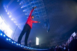 LHHTour's tweet photo. 📸| Louis esta noche en Chile! 🇨🇱 #LTWTSantiago #Night2

©jaime_fotografo https://t.co/dBg9CcGh64