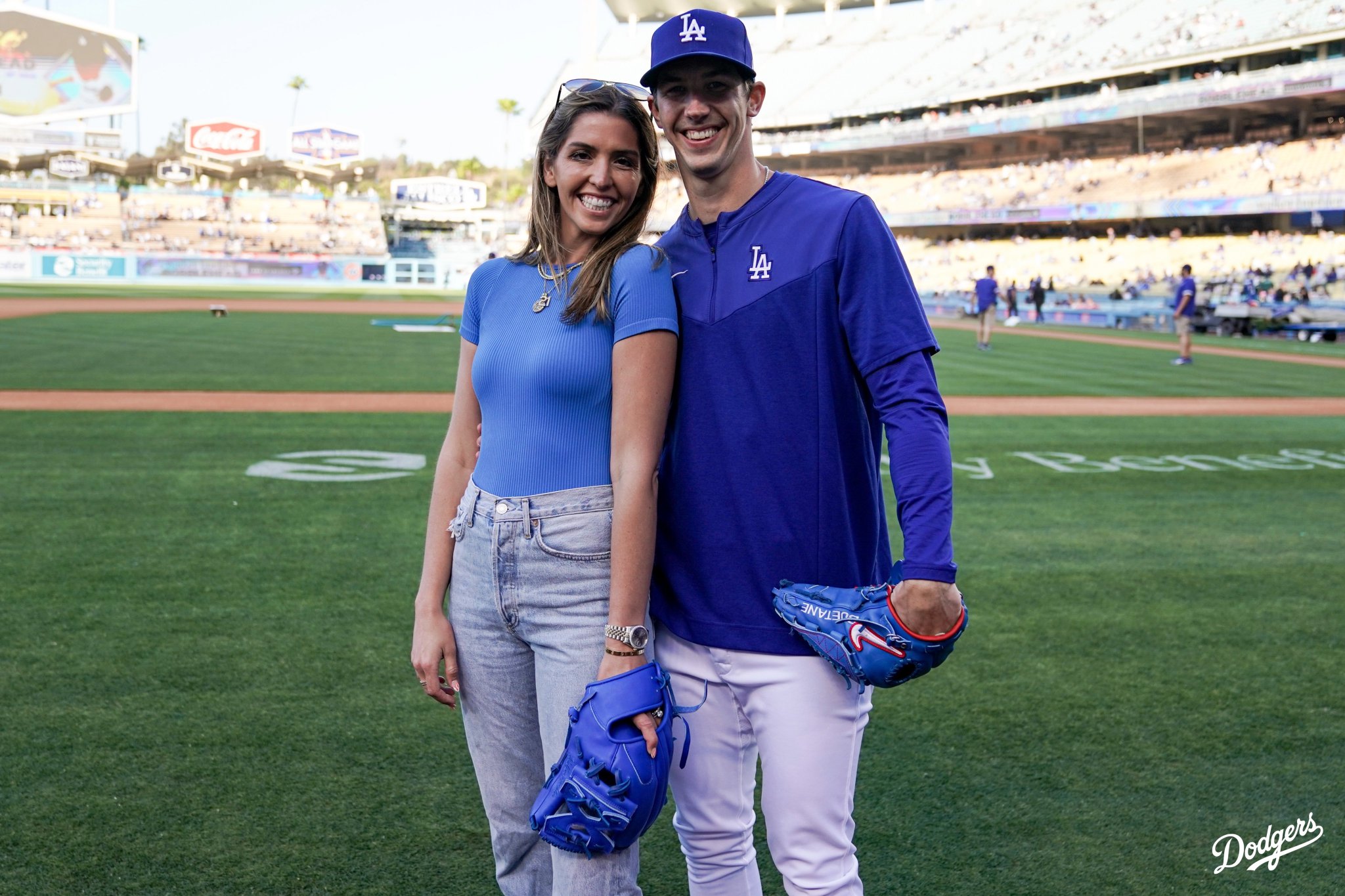 Los Angeles Dodgers on Twitter "Celebrating 21 on his bobblehead night