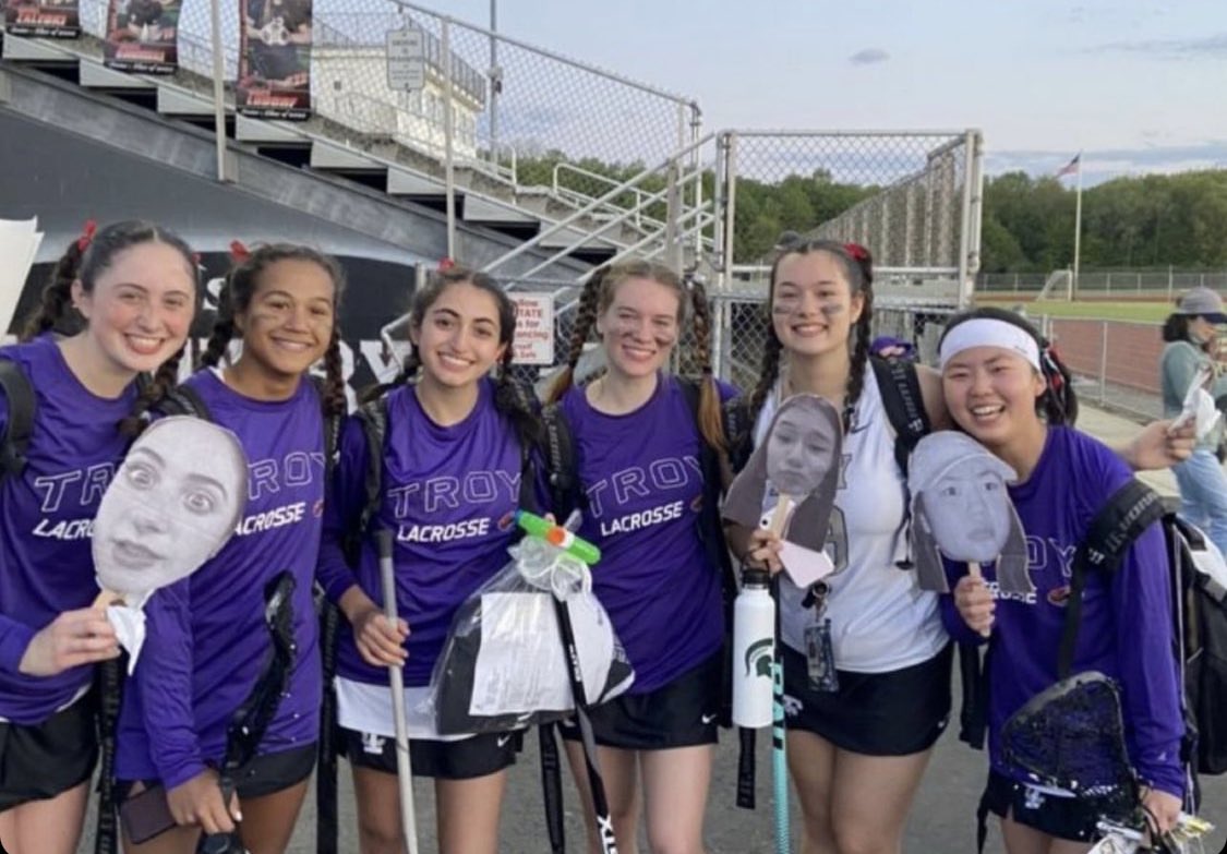 Senior Night Dub!

<a href="/troygirls_lax/">Troy High Girls Lax</a> takes down Rochester, 14-10 to honor six seniors!

<a href="/MIPrepZone/">MIPrepZone</a>