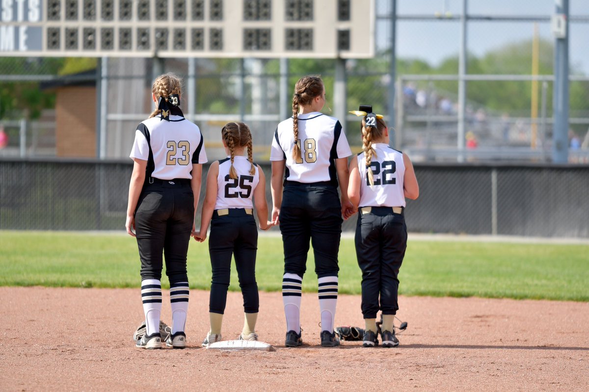 slmuffler's tweet photo. 🖤💛 ”Two” cute! 🖤💛 

The Mt.Vernon travel softball team joined our Varsity girls tonight! Another neat experience for these Marauders! 🥎🖤💛 #WeRMV @mvmarauders https://t.co/KFFd3R8u3z