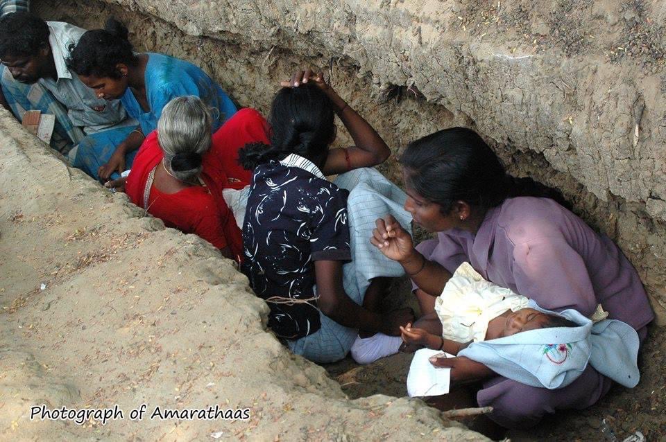 ARVLoshan's tweet photo. 13 years ! 
These pics are just a few evidence of the massacre and the painful last days #Mullivaikkal 

Pics : Amarathaas https://t.co/d1wQtk74KO
