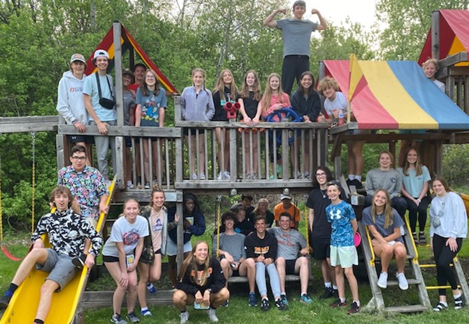 osseo senior fca (@osseofca) on Twitter photo 2021-2022 Osseo FCA is a wrap- THANKS for a great year everyone and we are excited and proud of the 2022 seniors! <a href="/OSHorioles/">Osseo Orioles</a> 2021-2022 Osseo FCA is a wrap- THANKS for a great year everyone and we are excited and proud of the 2022 seniors! <a href="/OSHorioles/">Osseo Orioles</a>