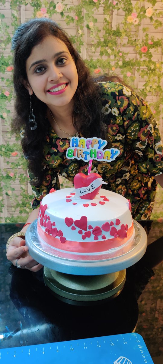 RecipesUnique's tweet photo. Happy World's Baking day to all Bakers!!

My YouTube Channel: https://t.co/ZEcBLdb8wP

#WorldBakingDay #baking #homebakers #bake #cake #desserts #lovetobake #chef #amazing #Trending #uniqueidea https://t.co/NoDz5mNfZ3