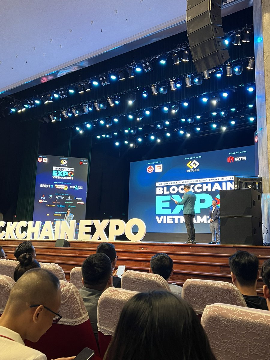 theanh28th's tweet photo. With @techcomthanh  in Blockchain exp Vietnam 2022 https://t.co/vxMLJBodYM