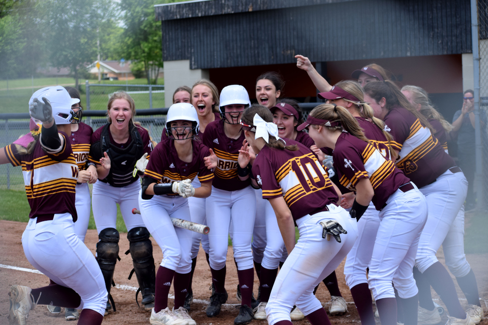 Walsh Jesuit Softball tweet media