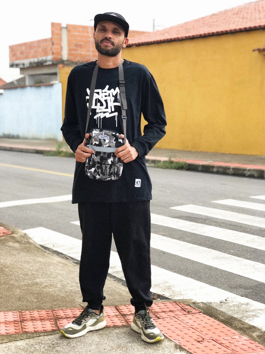 humanurbano tweet media