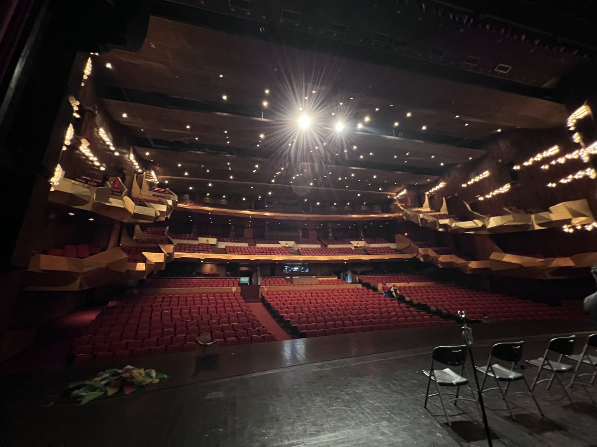 Pmelendezmusic's tweet photo. La sede para la 6ta edición de los #PremiosEstela se llevará a cabo en la hermosa Gran Sala del Centro Cultural Miguel Angel Asturias.
#Musicartes #Aginpro #PremiosEstela6 @premiosEstela https://t.co/4LrzA5ZHrI