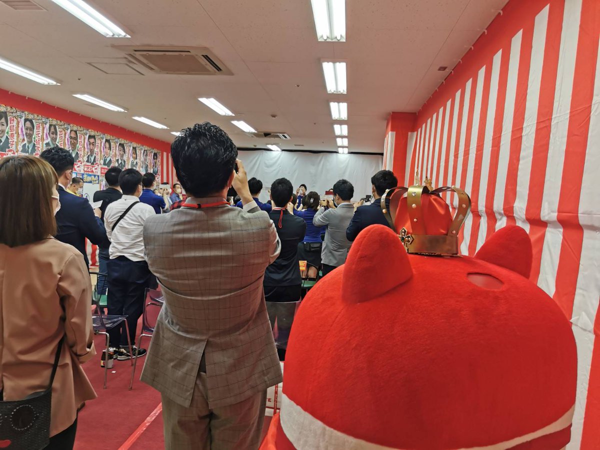 maruhankashiwa's tweet photo. マルハンサービスグランプリ
🌈🌈略してMSG🌈🌈
開🏅催🏅中‼️😊
県内外にいるマルハンの接客のエキスパートが
柏店に只今✨集結✨しています‼️🫢
自慢の接客スキルとおもてなしの心を
皆さまにお届けします😍
#マルハン
#パチンコ
#スロット https://t.co/46119DpA3B