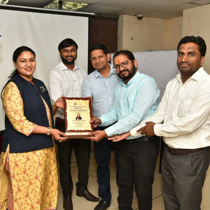carajnee's tweet photo. Thank you Kota CA branch for giving me this wonderful opportunity of judging elocution contest. Thank u so much team under able leadership of dynamic CA @ShashankGarg .. #icai #icaiofficial #icaistudents #icaica #Kota #kotacoaching #charteredaccountant #charteredworld #circ_icai https://t.co/wjC3hYKKBa