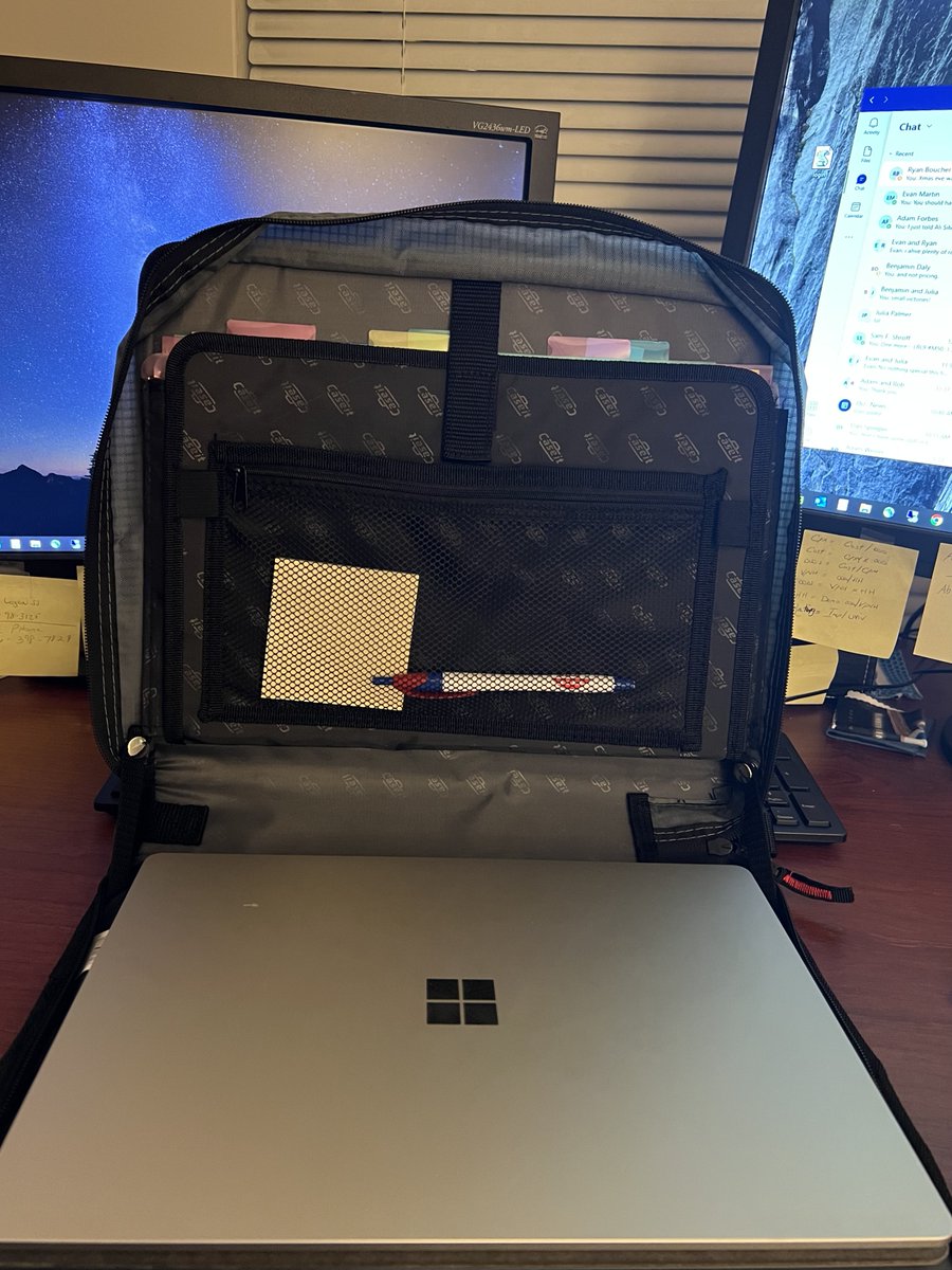 KidCongeniality's tweet photo. Hybrid work is about #organizationskills like shuffling work from home to office on in person days! @tweet_caseit sent me The Work Station Deluxe &amp; It’s a game changer! #caseittogo #caseitMOTs #unzipthepossibilities #caseit #hybridworklife #worklife #worklifebalance #working9to5 https://t.co/k5BoKXwKm2