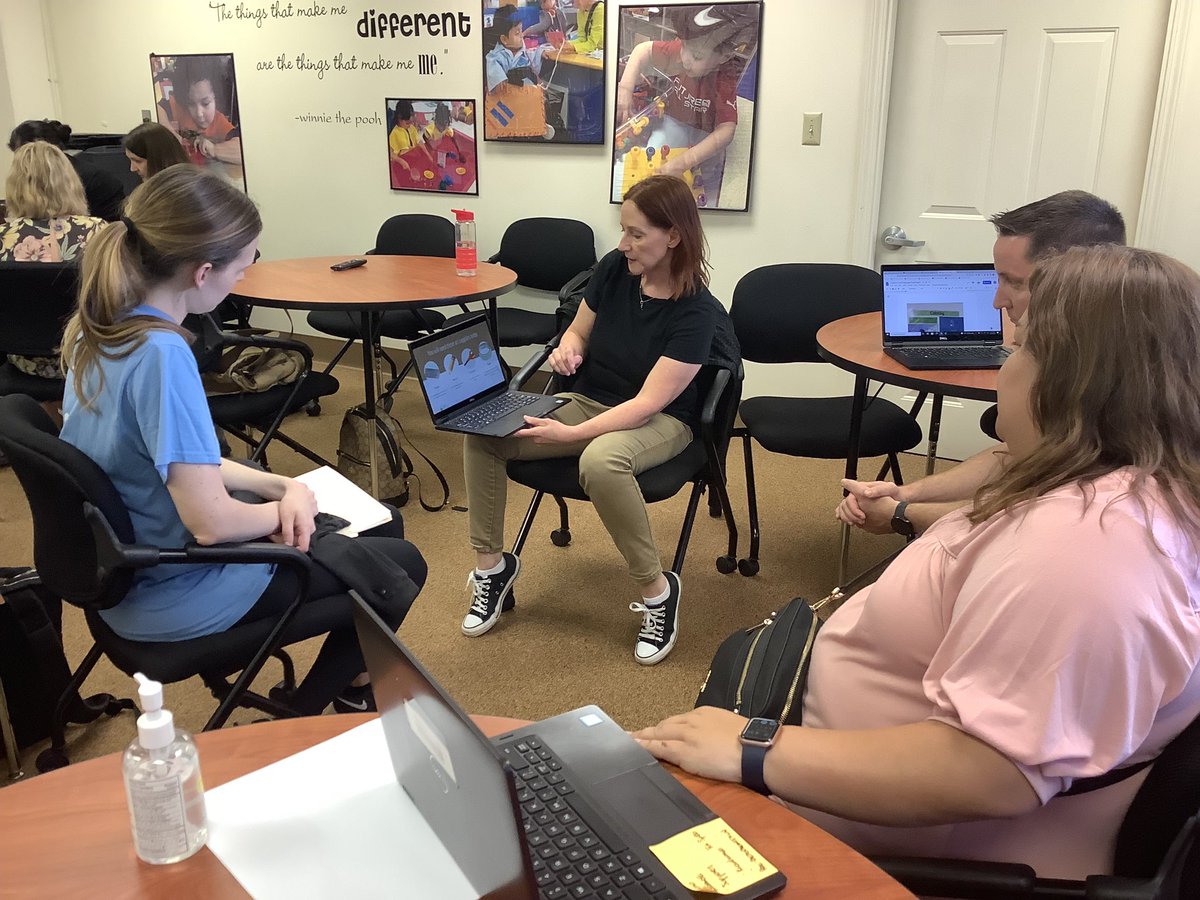 At our last class we took a tour at <a href="/MadisonD205/">Madison EC 205</a> to see all the structured teaching supports that are in place (so cool!) Then we created and shared our own structured teaching supports with each other! 🙌@HNoncek Thanks for coteaching this course with me!🙂#autism  #d205course