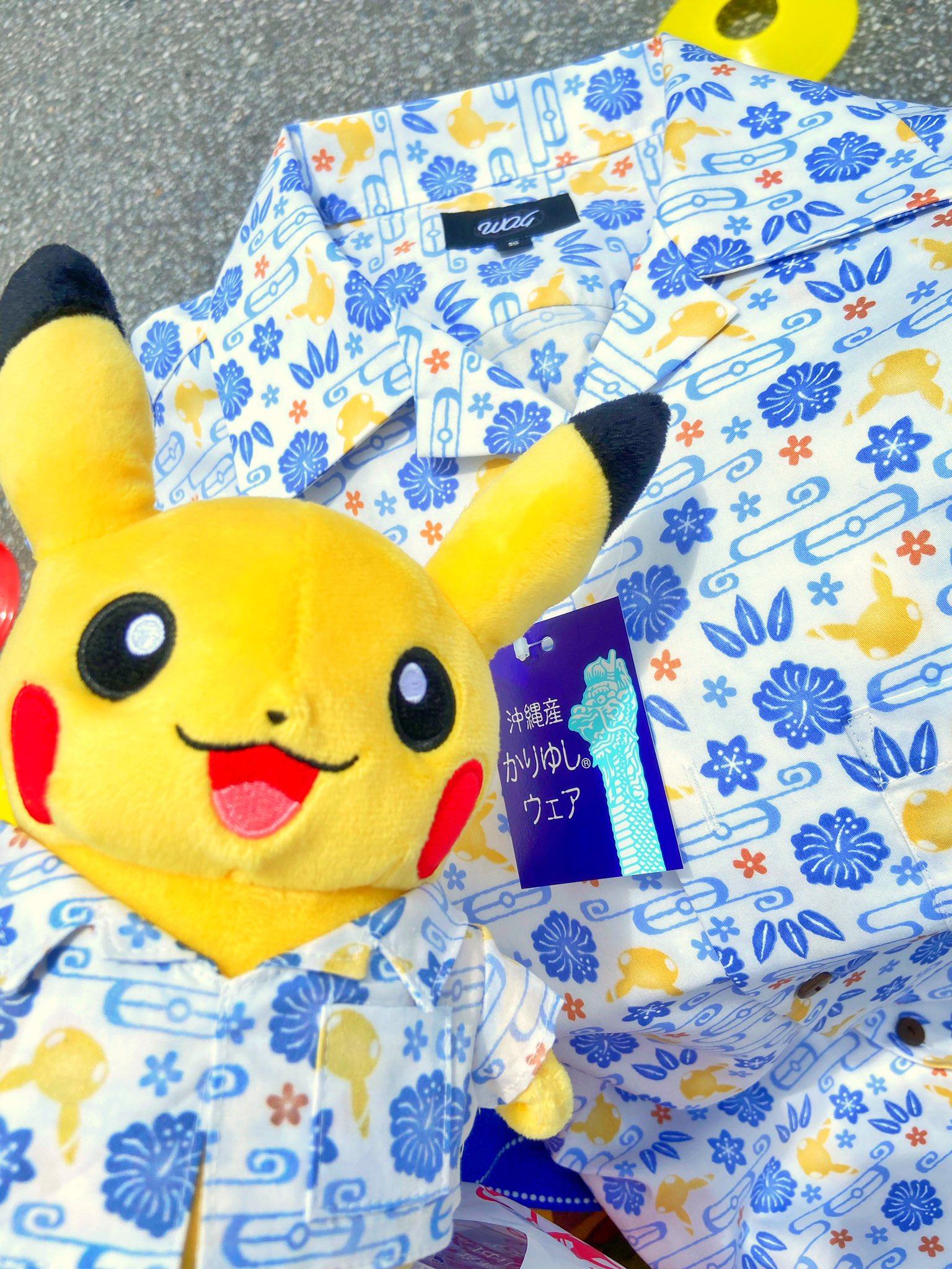 沖縄限定】ピカチュウ柄かりゆしシャツ｜ファッション