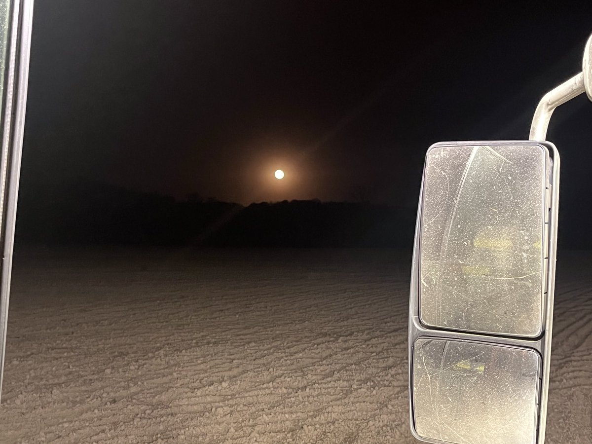 devon_schott's tweet image. Full moon out tonight while planting.  Mom always says that full moons make the “crazy’s people come out”.  That must be me ?