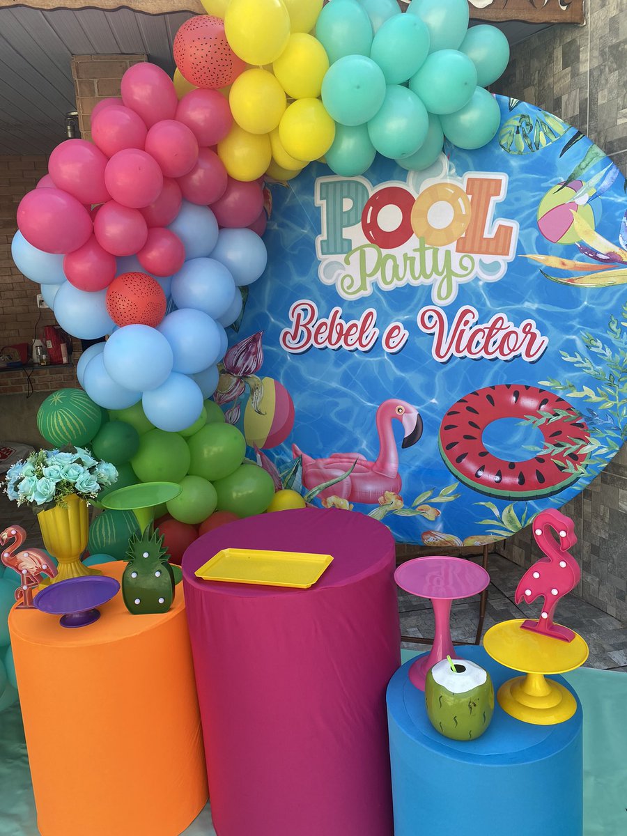 giprovence's tweet photo. Pool party 🌺🥳 https://t.co/7KaYVMU67T
