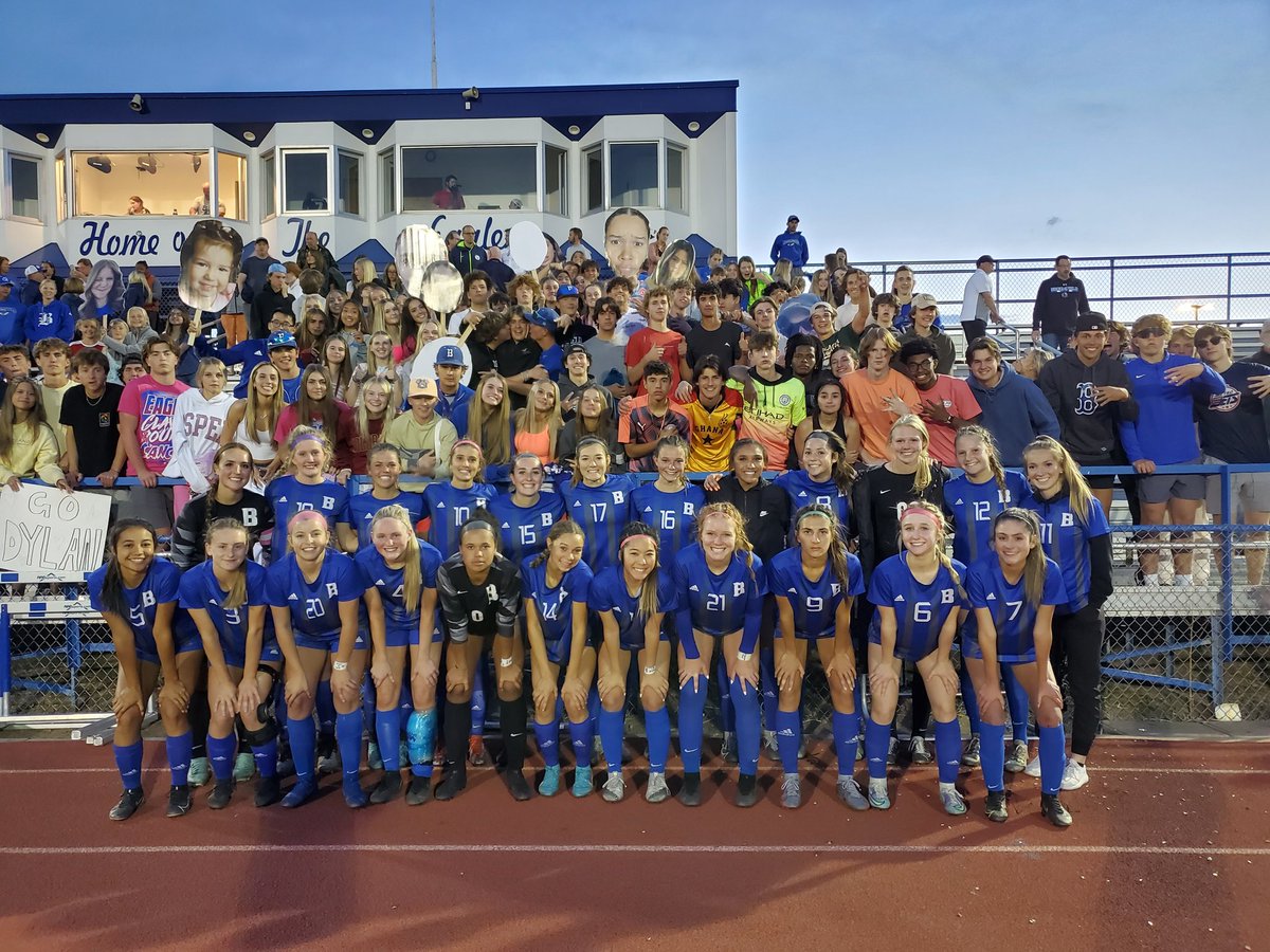 Girls soccer is heading back to the semis after a 2-1 overtime win over visiting Rock Canyon! They will play at DU Thursday night! <a href="/CHSAA/">CHSAA</a> <a href="/BoCoPreps/">BoCoPreps</a>