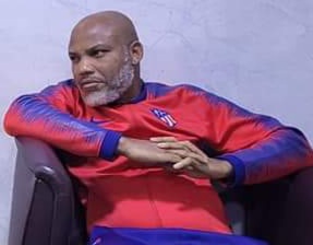 MaziKanuntaKanu's tweet photo. Enforcement of #SitAtHome, has nothing to do with #IPOB. Those calling for killings / violence are sponsored media warriors of the ‘fallen angels/autopilots’ by the sitting governors and politicians in #Biafraland. They do NOT represent or speak for #IPOB led by #MaziNnamdiKanu. https://t.co/hu8tY38fRK