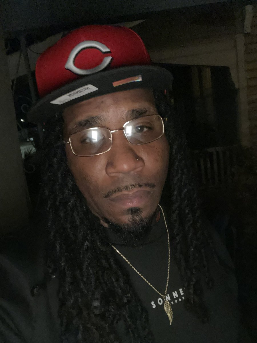KingHonest11's tweet photo. Hey…. https://t.co/CDQkyl2c6Z