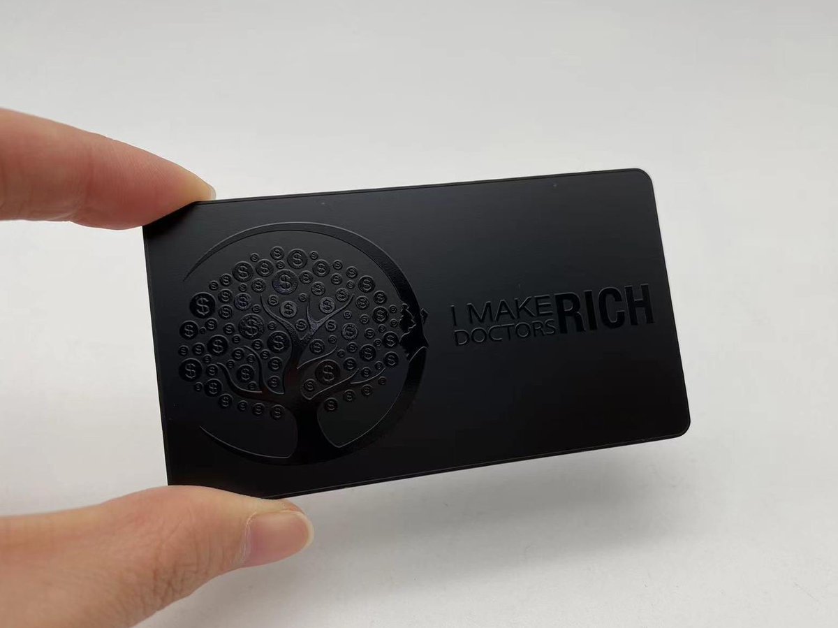 Cost of Metal Business Cards qxmetalcards.com/blogs/news/cos…
