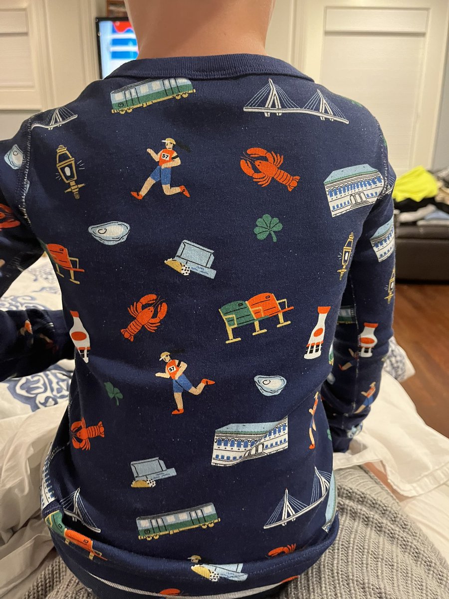 S.E. Cupp tweet media