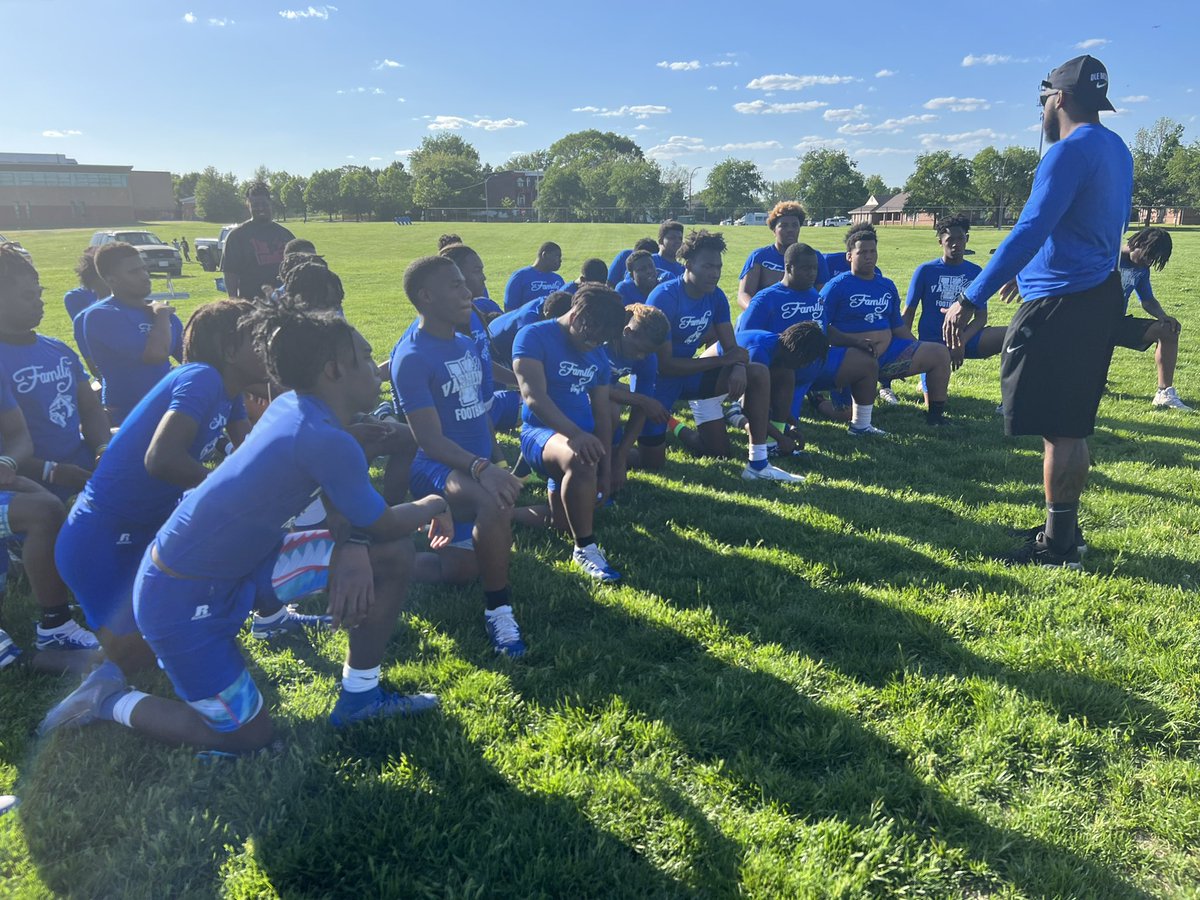 Vashon Football tweet media