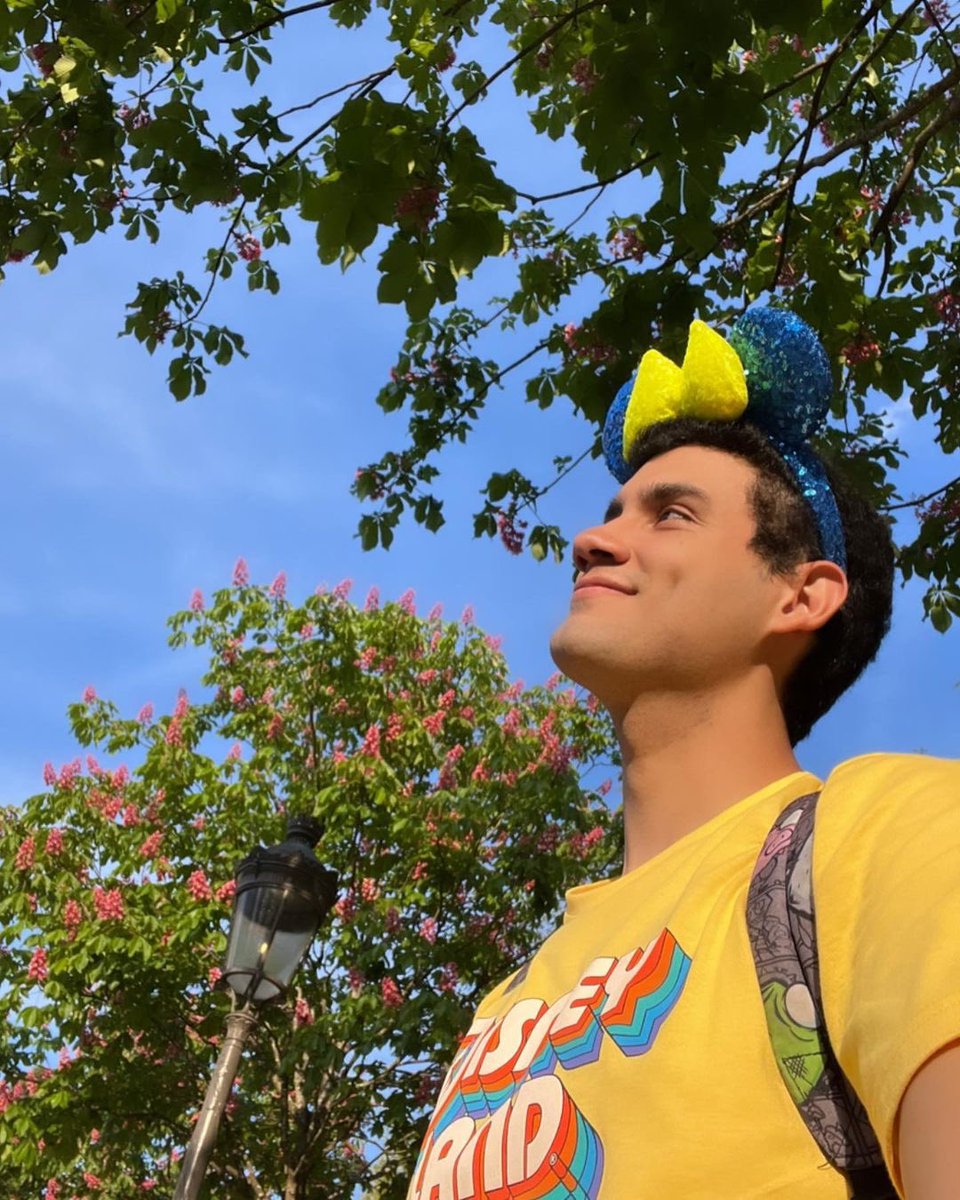 teamgiacomobeub's tweet photo. #GiacomoMiPotonFav qué guapo eres caray https://t.co/DSbzYJshLR