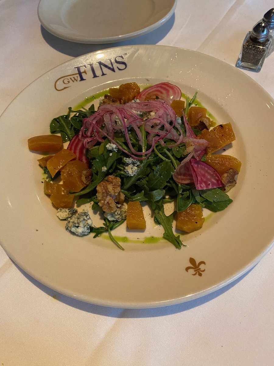 chefaudreyb's tweet photo. Mom’s favorite #glutenfree dinner in #NOLA is always @gwfins We we’re too hungry to take pics of apps, but here are salads, entrees, and desserts. Always delicious. #celiac #TopChefJr https://t.co/23551erVIL