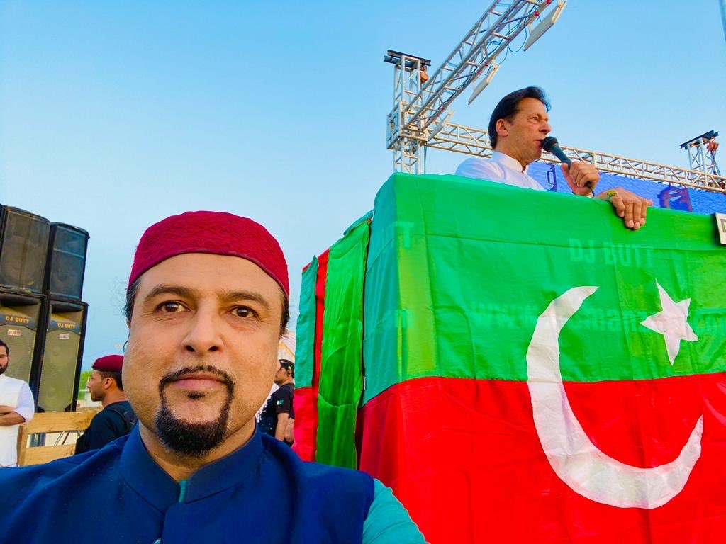 sufisal's tweet photo. #JalsaJunoon coming to #Kohat today. Join ⁦@ImranKhanPTI⁩ ! https://t.co/x0YInBWH0W https://t.co/PpHLwVbyLI