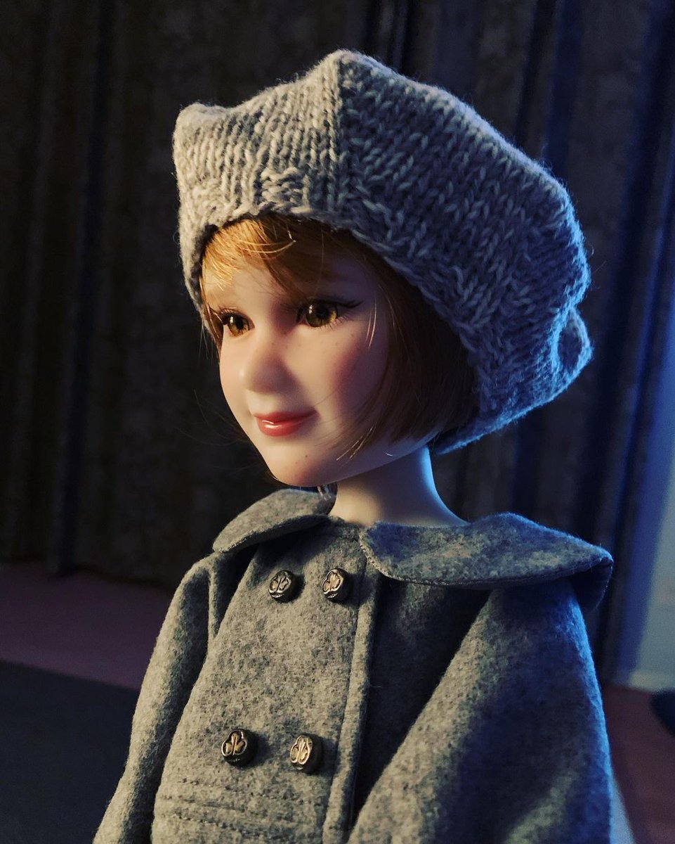 rubyredtoys's tweet photo. Josephine has got a brand new 'do! What do you think?
Thank you IG user collectinginsecret for this photo!
#rubyredfashionfriends #dollphotography #LimitedEdition #dollfashion #ArtistCollaboration https://t.co/wiwEdlCWqt