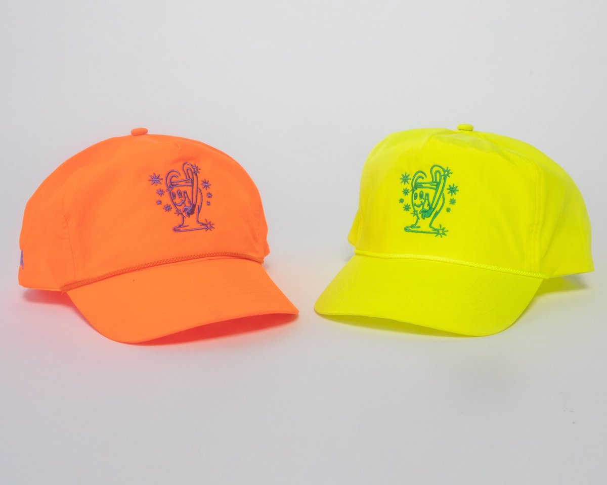 hologramrichie's tweet photo. Dropped some hats with the bros!
@gossamrLA @raygoss @Mikebeast @TonyGza @i_amkhris check them out at https://t.co/1QENajemgK https://t.co/yHGN3qOmw3