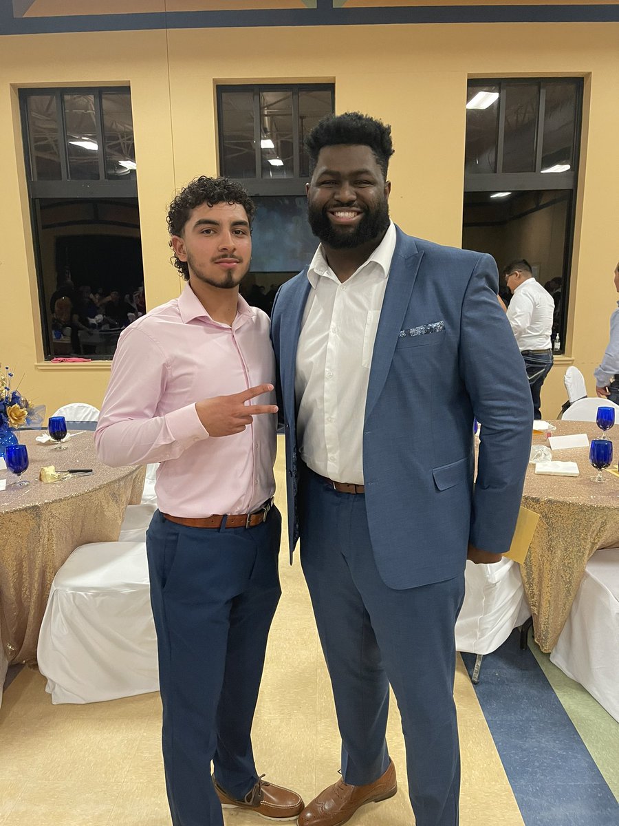 Coach_Dbro's tweet photo. Loved celebrating the TOP CATS tonight in the classroom! These student athletes continue to get it done in more ways than one 🐾🔥 #TopCats #StudentAthlete 

I expect to see more student athletes jumping into the ranks of the TOP CATS! 🐾
@FISD_Wildcats @FabensHS @FabensFB https://t.co/ET1wBDZ2pv
