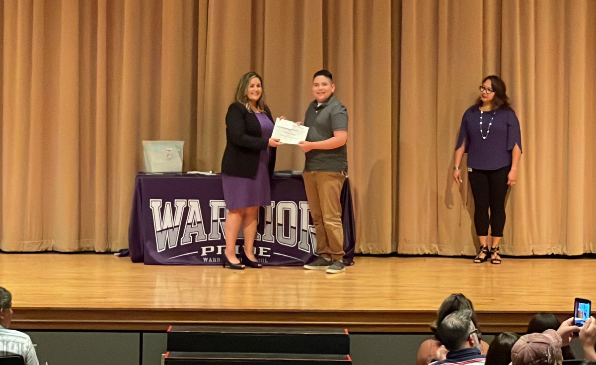 Ms_Goodday's tweet image. Thank you @NISDWarren and @NISDCCA for recognizing our students this evening! Especially mine 😉. It takes a village! 💜 ¡Gracias @NISDWarren y @NISDCCA por reconocer a nuestros estudiantes esta noche! Especialmente el mío 😉. #juntos #together