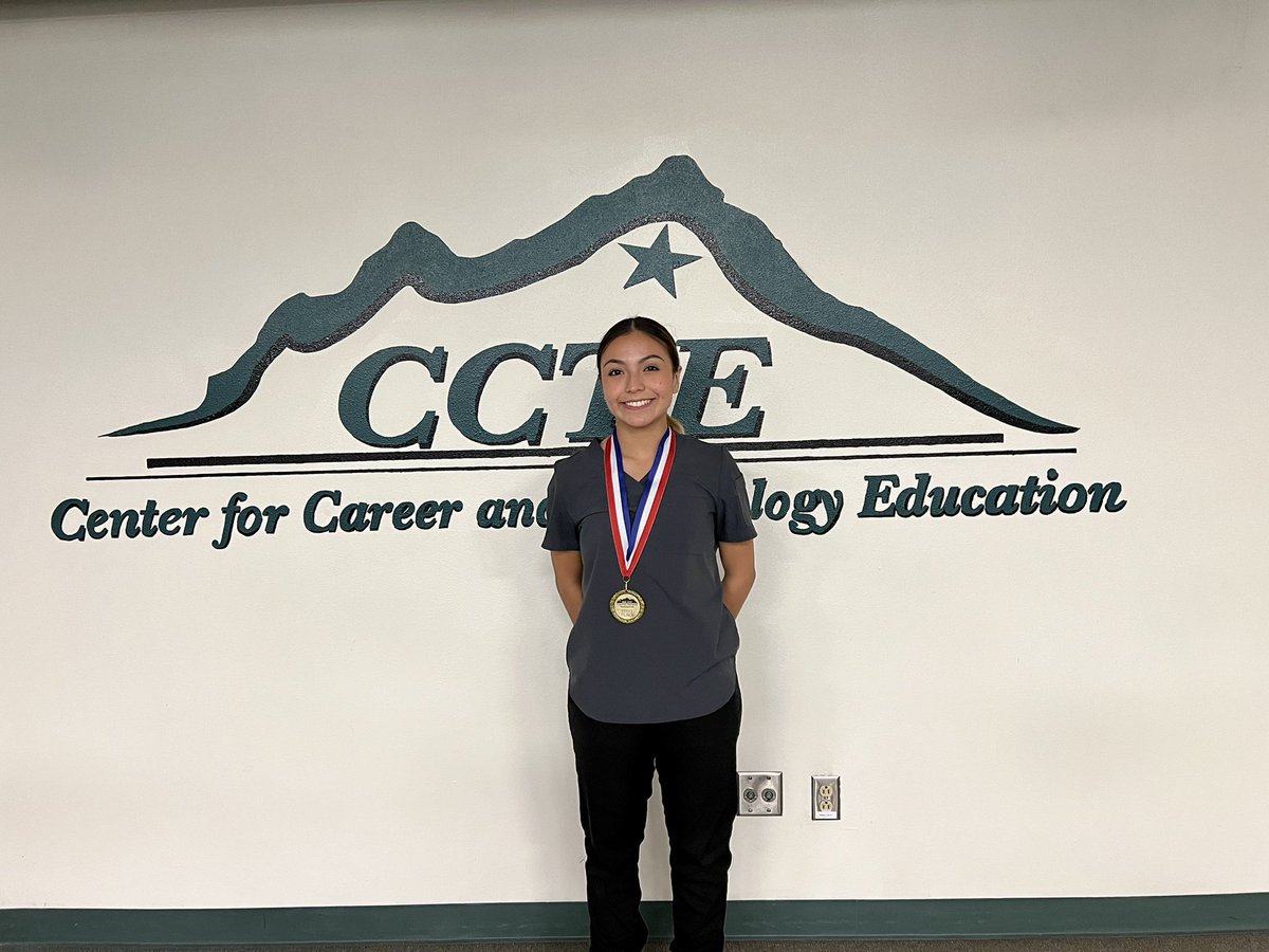 CCTESportsMed's tweet photo. Congrats to our CCTE Sports Medicine team for their first place finish in the SCATA Student Competition this year! Also congrats to Mariana Leon and Analorena Garcia on their 1st and 3rd place individual place! Very proud of you all! https://t.co/vtF3B08aR0