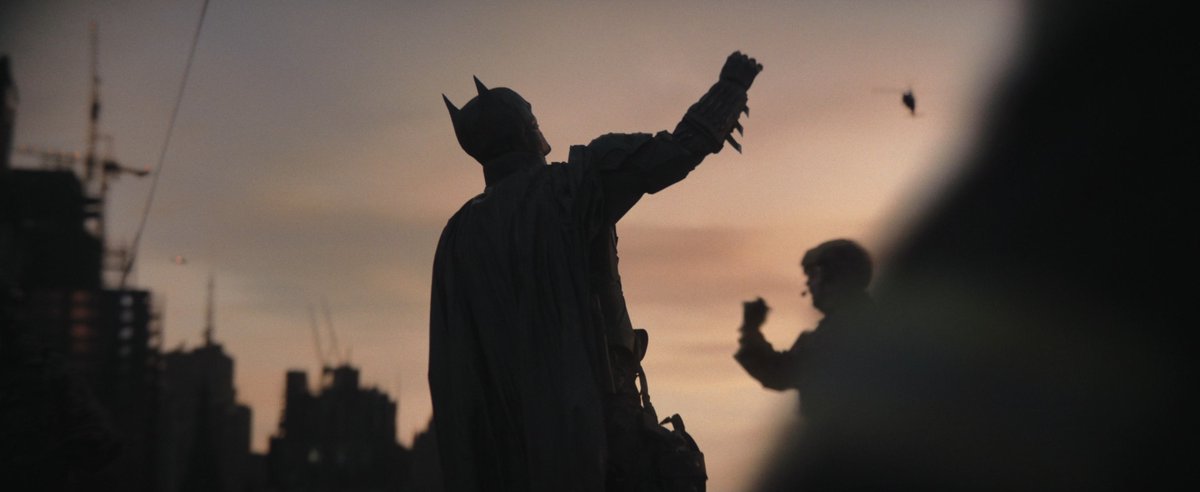 batman_shots's tweet photo. “People need hope, to know someone's out there for them” https://t.co/VIe9sxs7Uv