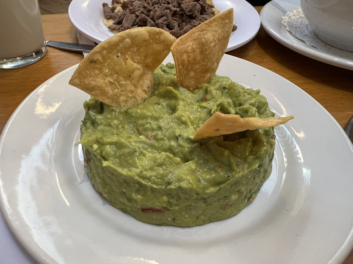 Takao_MT's tweet photo. Time for some real Tacos and it’s not even Tuesday 😂
.
Hola Mexico…. ya estoy de nuevo con ustedes para traerles más degustaciones de Sake Japones!
Empezamos mañana Martes ….
#SakeFansMexico #SakeFans #SakeTasting #Amabuki #SuigeiHarmony #RyujinBullRider #CDMX❓ #CMX ✅ https://t.co/bGNzBIXRNo