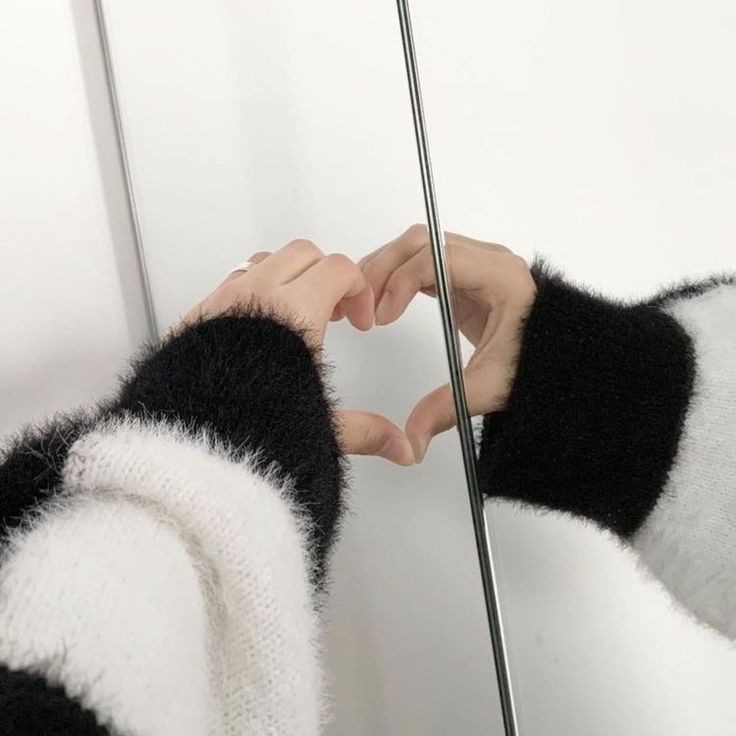 eyncart_'s tweet image. ~% eyncart_ !!
  
 feedback - #eynproofs
 trade - #eyntrade
 bentables - #eynsells
 Mails- #eynbudol
 
— t&amp;amp;c : notion.so/eyn-225ae1208a…