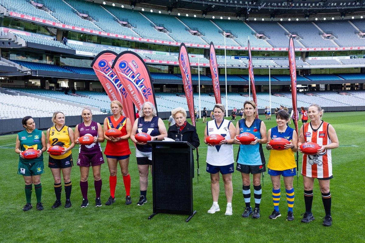 AFLMasters's tweet photo. Earlier today at the @MCG our Patron @SusanAlberti1 formally launched of an exciting new program QuickKick for women aged 35 and over. To register go to https://t.co/dwrZW00pMm
#ItAllStartsWithAQuickKick #FootyForFun #AFLMasters #QuickKick https://t.co/Zhubqna9Kj