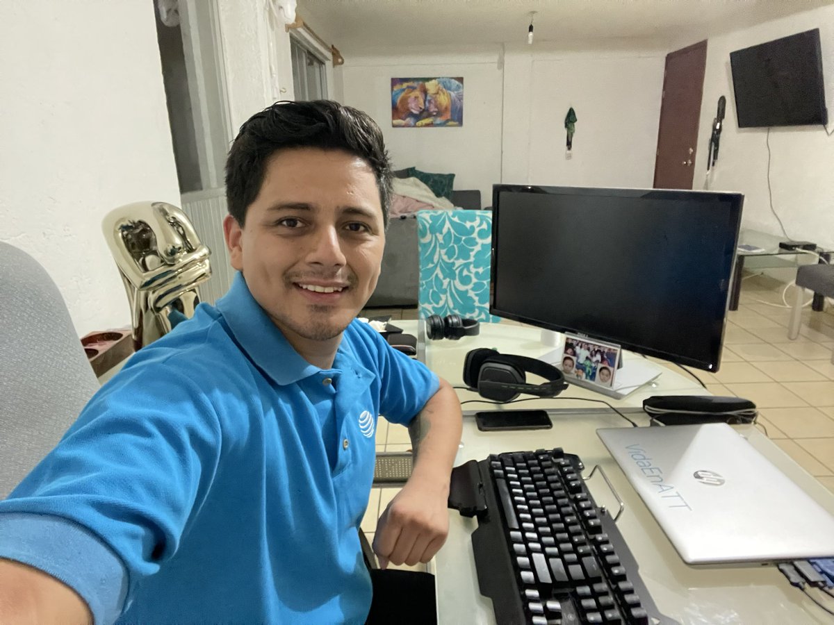 galardomauricio's tweet photo. 5 years of service and EAW @mexicollectors @ATT #WFH #LifeAtATT #FocusOnYou #EAW https://t.co/bUv0fCBRjb